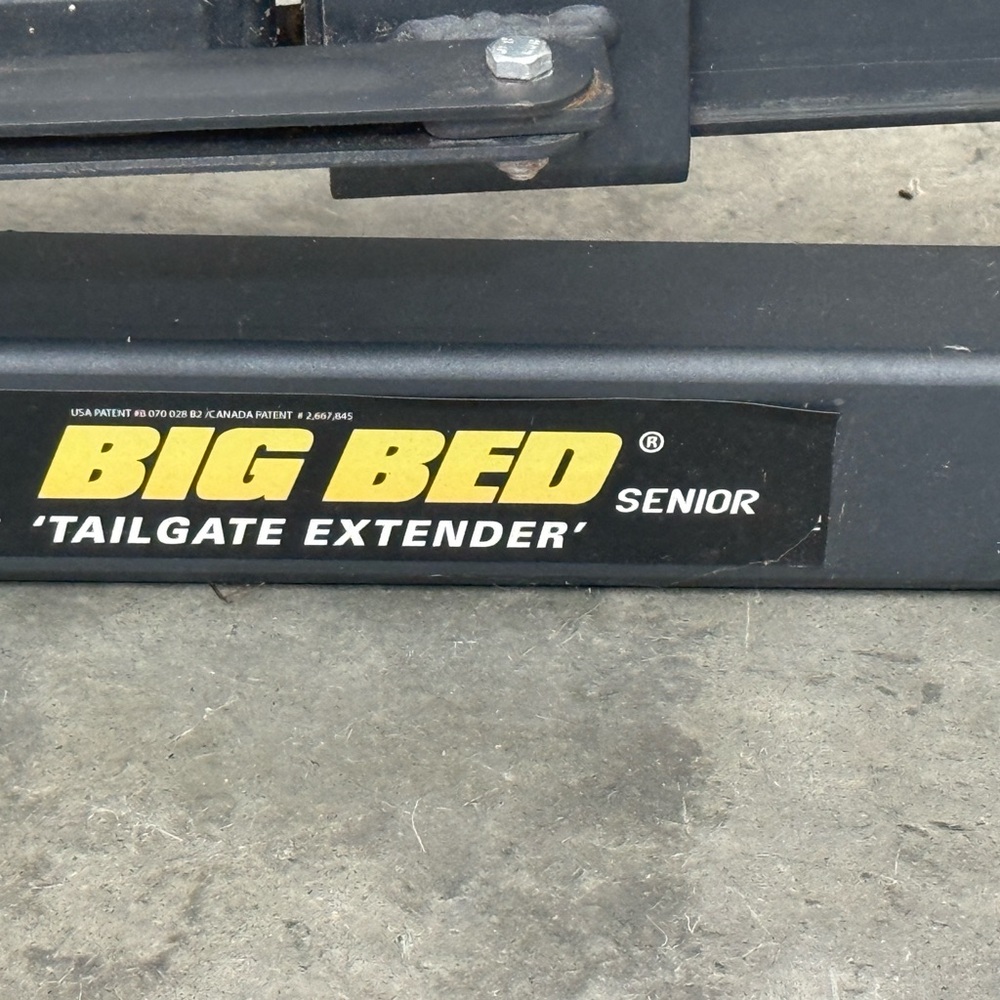 Tailgate Extender - Black